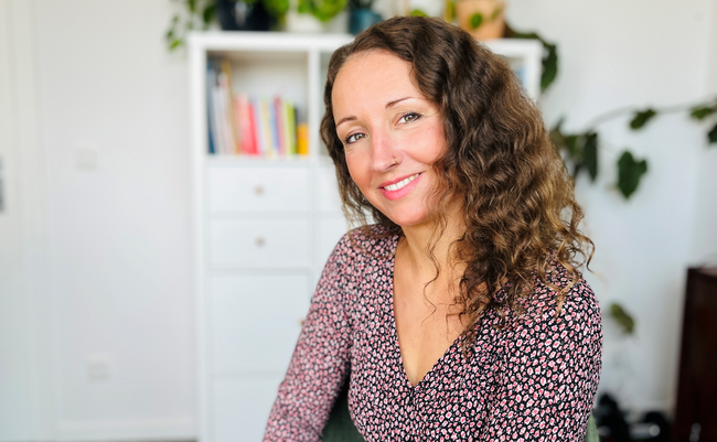 Autorin des Fachbuchs Notizentechnik Verena Laouari