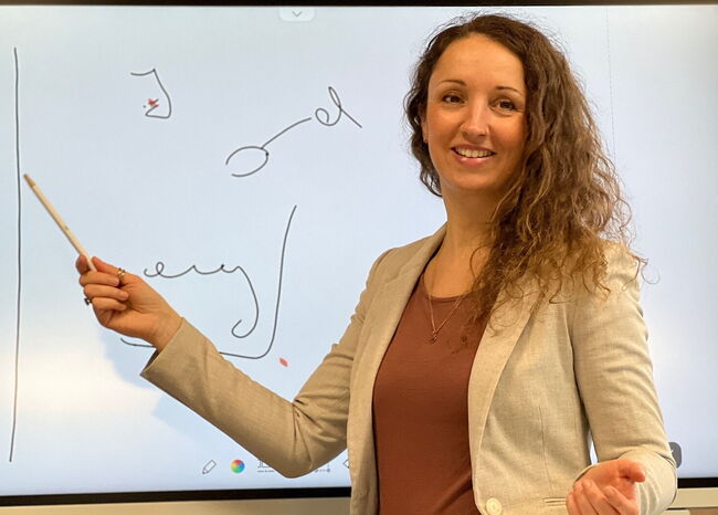 Verena Laouari - Expertin für Notizentechnik Verena Laouari - Expertin für Notizentechnik